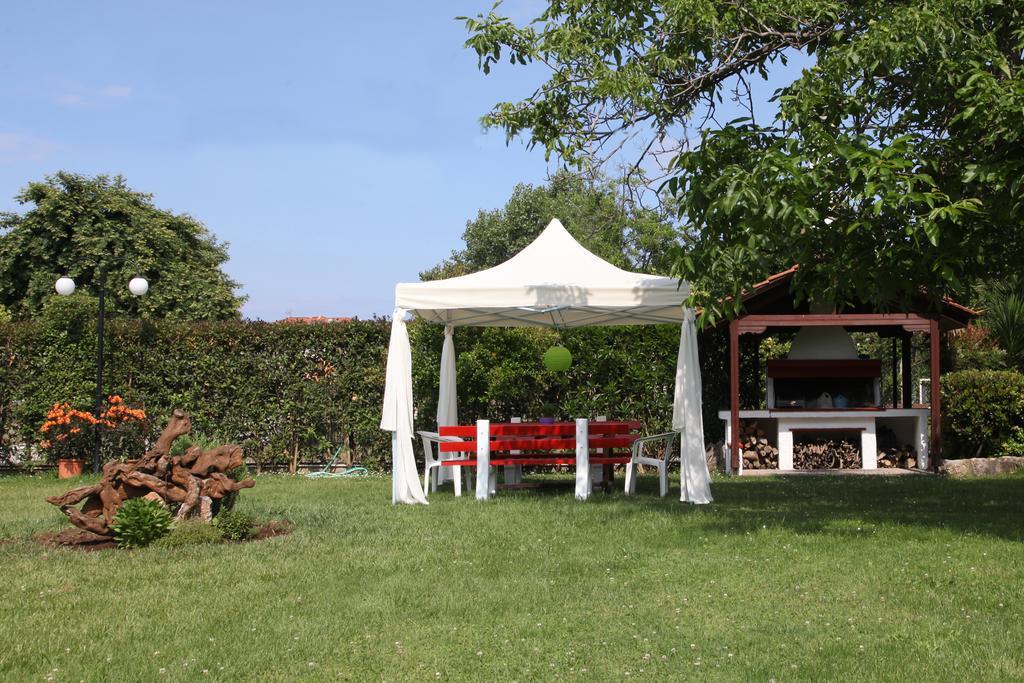 Apartamento Archontiko Driani Paralia Panteleimonos Exterior foto